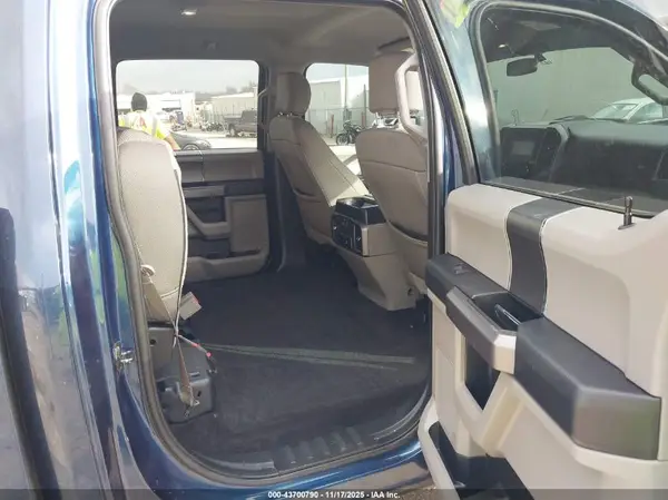 1FTEW1E56KKC20412 2019 FORD F-150 - Image 8