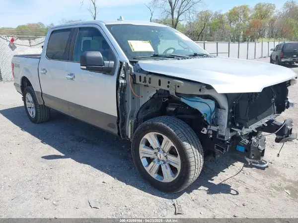 1FTEW1E57JFB19015 2018 FORD F-150 - Image 1