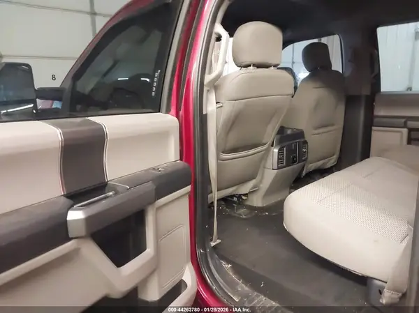 1FTEW1E57JFC41955 2018 FORD F-150 - Image 8