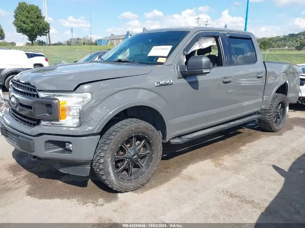 1FTEW1E57JFC68704 2018 FORD F-150 - Image 2