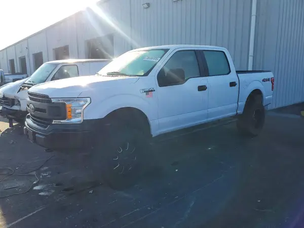 1FTEW1E57JKE18401 2018 FORD F-150 - Image 1