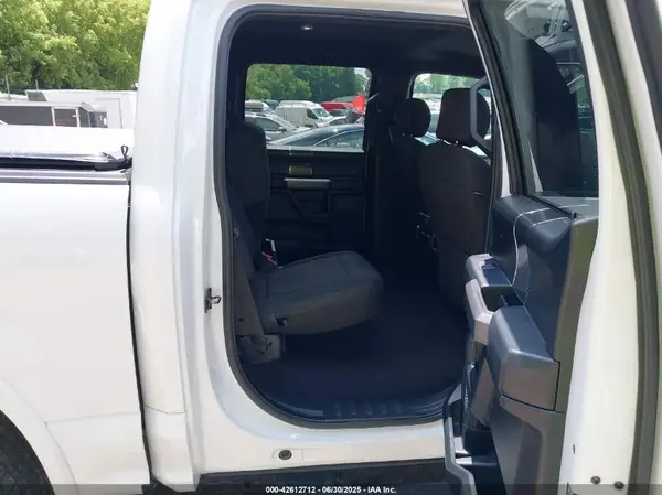 1FTEW1E57KFA59240 2019 FORD F-150 - Image 8