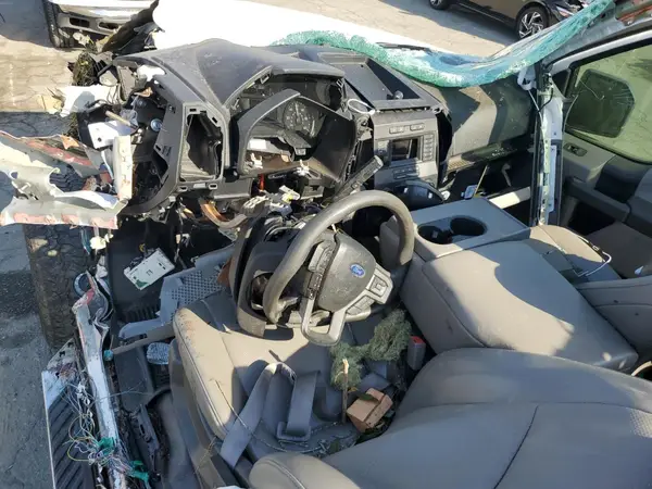 1FTEW1E57KKE81595 2019 FORD F-150 - Image 8