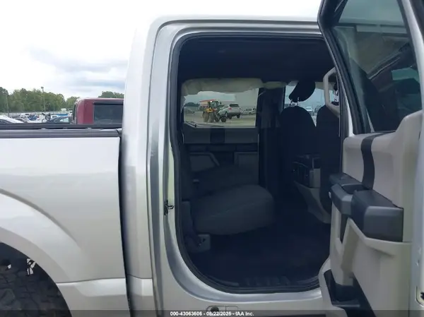 1FTEW1E58JFB49284 2018 FORD F-150 - Image 8