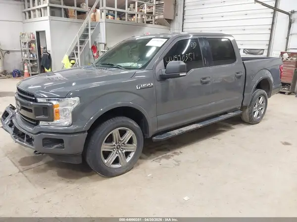 1FTEW1E58JFC10780 2018 FORD F-150 - Image 2