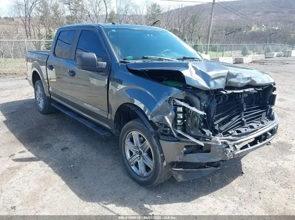 1FTEW1E58JFD22558 2018 FORD F-150 - Image 1