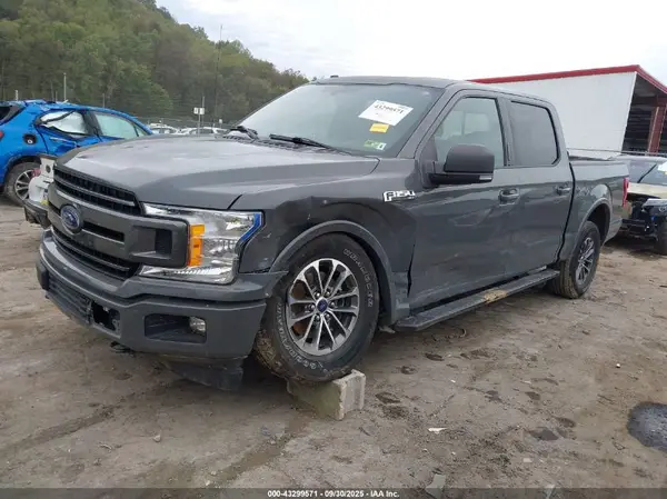 1FTEW1E59JFC61656 2018 FORD F-150 - Image 2