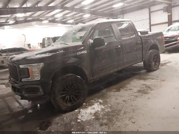 1FTEW1E59JFE21955 2018 FORD F-150 - Image 2
