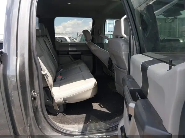 1FTEW1E59KKE20104 2019 FORD F-150 - Image 8