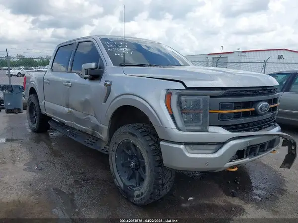 1FTEW1E83PFB26367 2023 FORD F-150 - Image 1