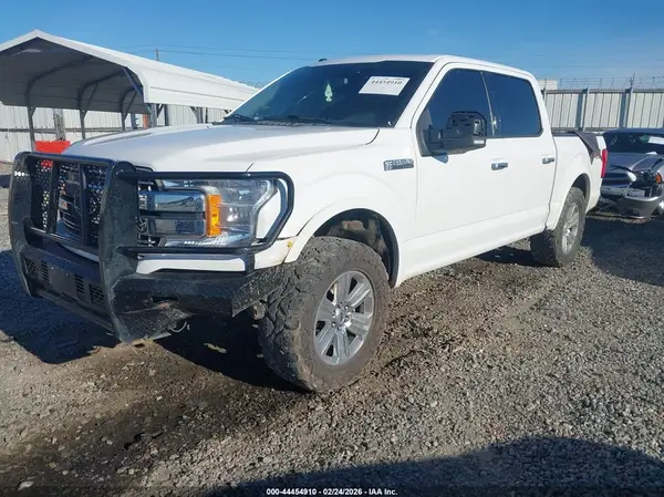 1FTEW1EG0JFB20704 2018 FORD F-150 - Image 2