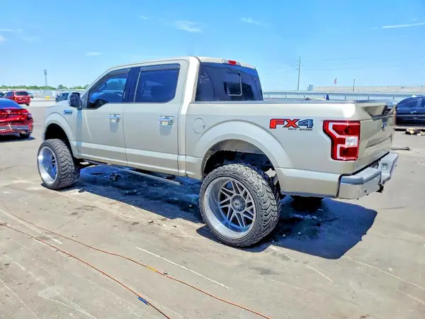 1FTEW1EG2JFA04016 2018 FORD F-150 - Image 2