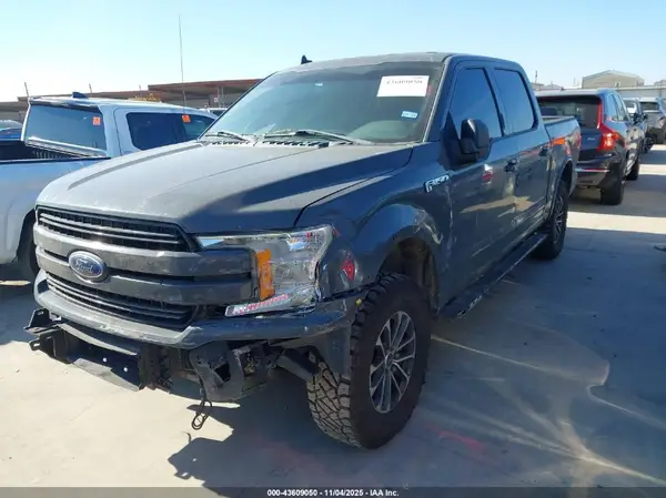 1FTEW1EG3JFB70349 2018 FORD F-150 - Image 2