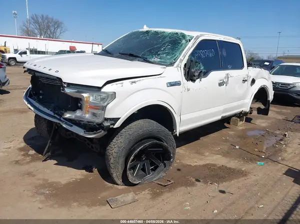 1FTEW1EG4JFE05356 2018 FORD F-150 - Image 2