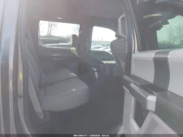 1FTEW1EG5JFC52986 2018 FORD F-150 - Image 8