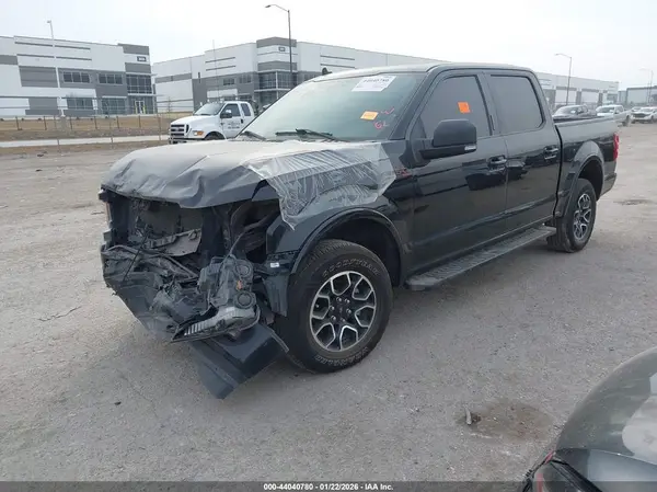1FTEW1EG5JFE66702 2018 FORD F-150 - Image 2