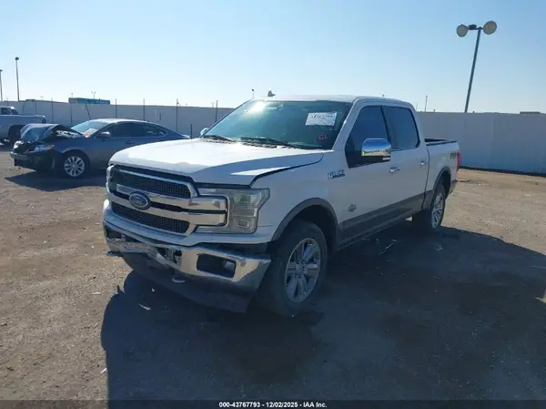 1FTEW1EG8JFB57855 2018 FORD F-150 - Image 2