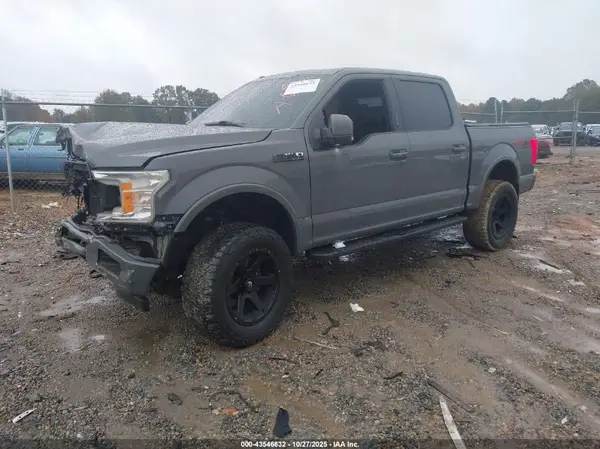 1FTEW1EG9JFB38585 2018 FORD F-150 - Image 2