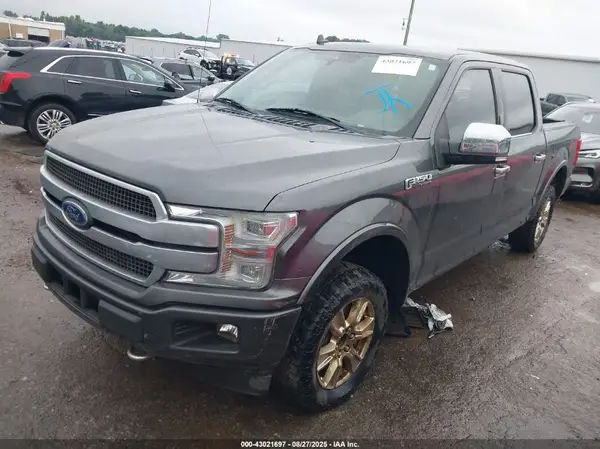 1FTEW1EG9JFB57895 2018 FORD F-150 - Image 2