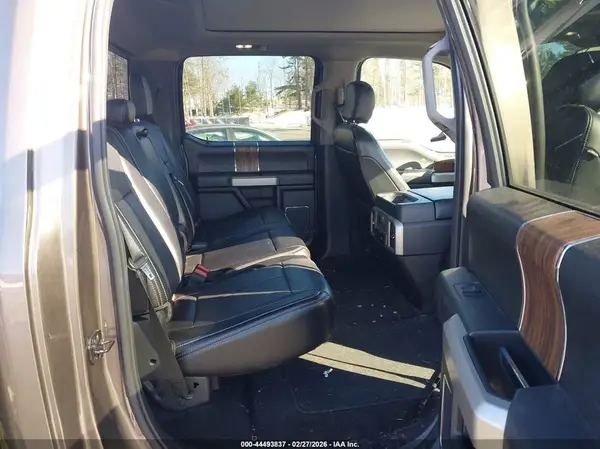 1FTEW1EGXJFB18751 2018 FORD F-150 - Image 8