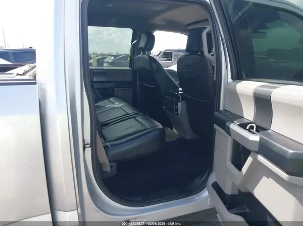 1FTEW1EGXJFB19513 2018 FORD F-150 - Image 8