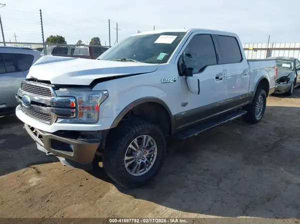 1FTEW1EGXJFC82212 2018 FORD F-150 - Image 2