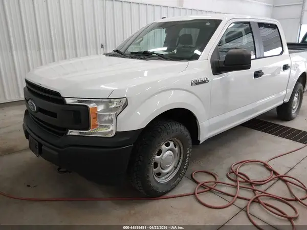 1FTEW1EGXJFD05052 2018 FORD F-150 - Image 2