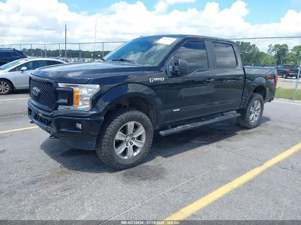1FTEW1EGXJFD79572 2018 FORD F-150 - Image 2