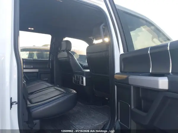 1FTEW1EGXJFE51760 2018 FORD F-150 - Image 8