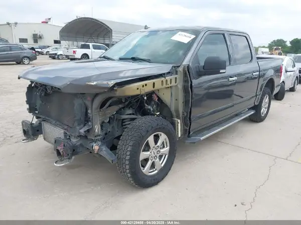 1FTEW1EGXJKD18696 2018 FORD F-150 - Image 2
