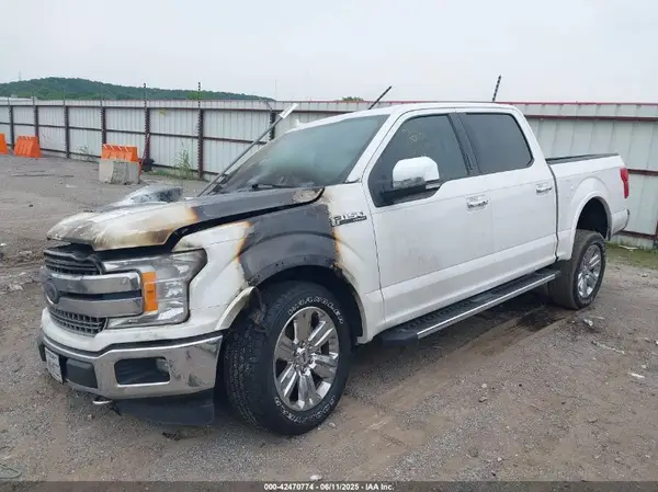1FTEW1EP1JKF74306 2018 FORD F-150 - Image 2