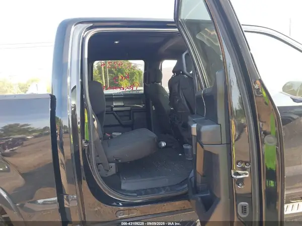 1FTEW1EP1KFC18304 2019 FORD F-150 - Image 8