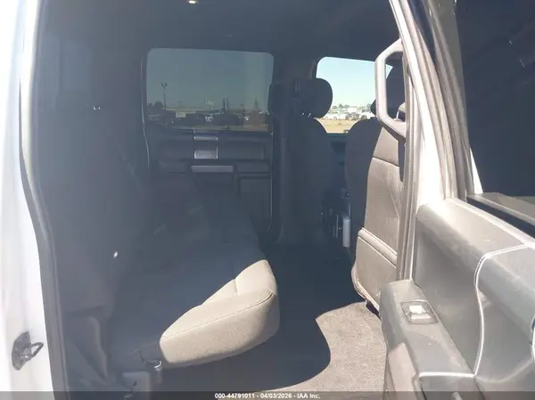 1FTEW1EP1KKE63725 2019 FORD F-150 - Image 8