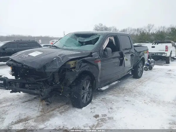 1FTEW1EP2JFC42190 2018 FORD F-150 - Image 2