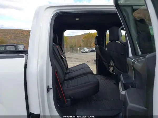 1FTEW1EP3KFC39025 2019 FORD F-150 - Image 8