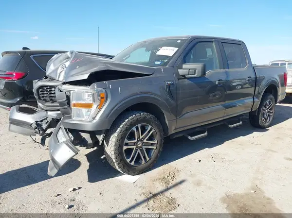 1FTEW1EP5NKD75099 2022 FORD F-150 - Image 2