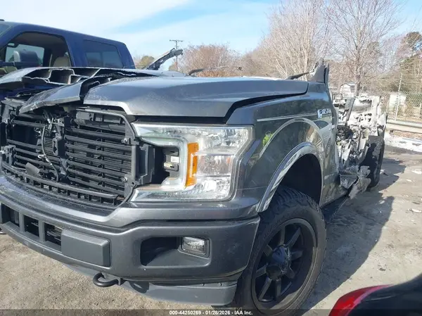 1FTEW1EPXJFB84104 2018 FORD F-150 - Image 2