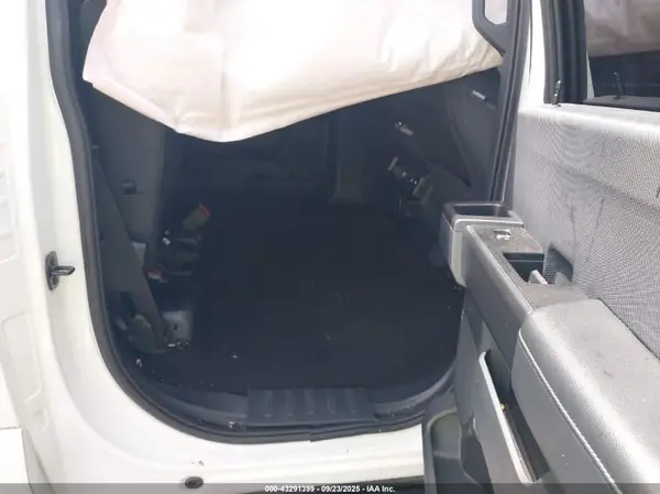 1FTEW2KP3RKE74813 2024 FORD F-150 - Image 8