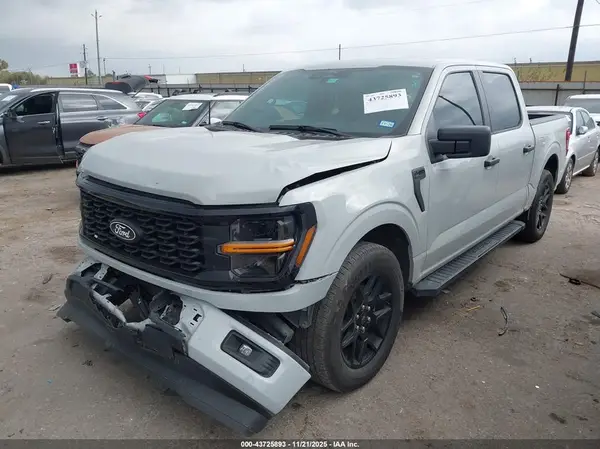 1FTEW2KP7RKF18215 2024 FORD F-150 - Image 2