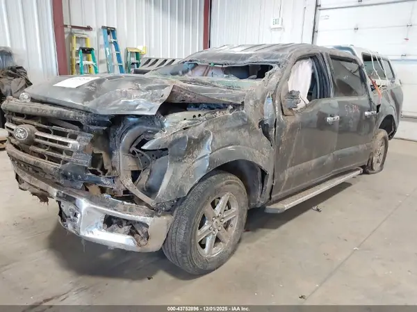 1FTEW3K87SKD38284 2025 FORD F-150 - Image 2