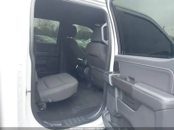 1FTEW3LP1RKE74037 2024 FORD F-150 - Image 8
