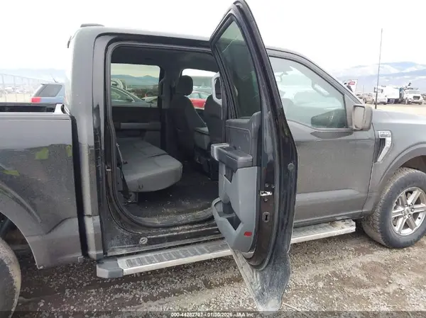 1FTEW3LP1SKE27886 2025 FORD F-150 - Image 8