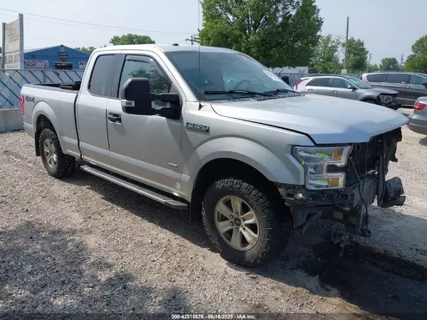 1FTEX1EP7HFC17910 2017 FORD F-150 - Image 1