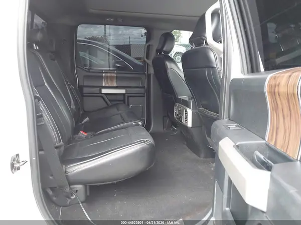 1FTFW1C12JFD95820 2018 FORD F-150 - Image 8