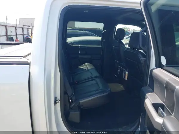 1FTFW1E10KFB03516 2019 FORD F-150 - Image 8