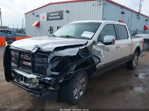 1FTFW1E10KFC64819 2019 FORD F-150 - Image 2