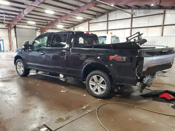 1FTFW1E11JFE22843 2018 FORD F-150 - Image 2