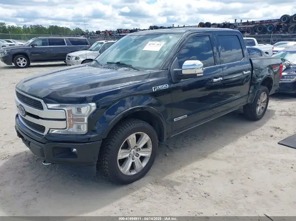 1FTFW1E12JFD70459 2018 FORD F-150 - Image 2