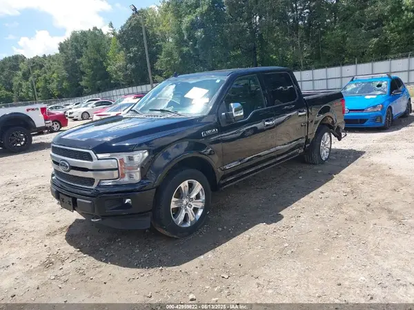 1FTFW1E12JFD73099 2018 FORD F-150 - Image 2