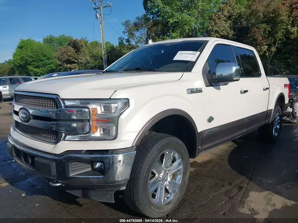 1FTFW1E12KFA81583 2019 FORD F-150 - Image 2